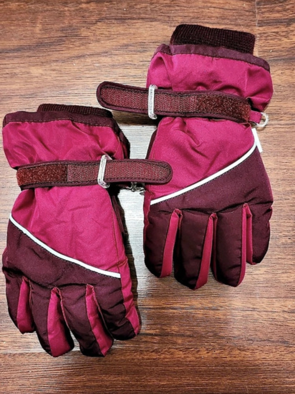 Kids Winter Gloves in Pink & Purple